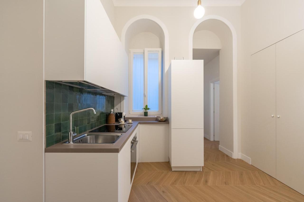 Palazzo Massa Apartments เนเปิลส์ ภายนอก รูปภาพ
